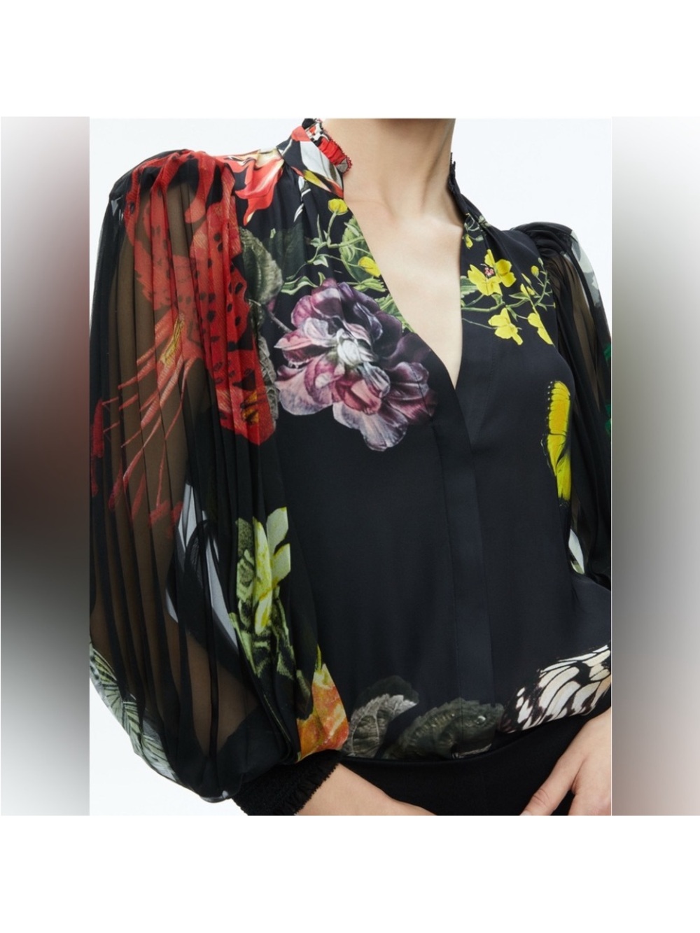 Alice + Olivia Black Floral V-Neck Sheer Sleeve Blouse